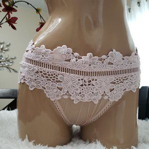 Victoria's Secret embroidered thong NWT